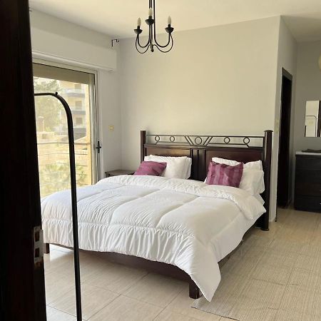 Ronza Elegant Apartment Аман Екстериор снимка