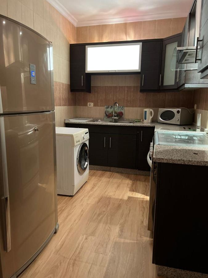 Ronza Elegant Apartment Аман Екстериор снимка